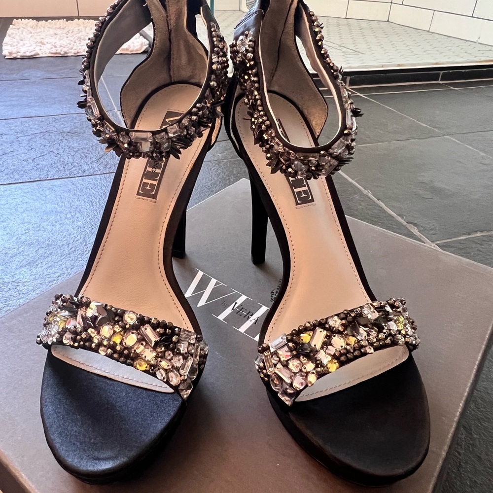 Vera Wang heels